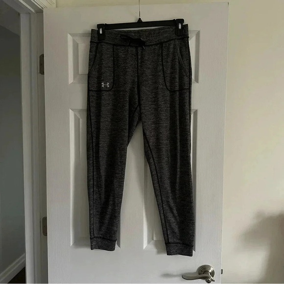 Size S Under Armour Grey Tech Twist Jogger Pant - Picture 3 of 5